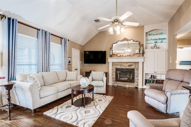 225 Bay Circle, Coppell, TX 75019