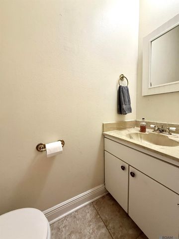 10053 Jefferson Hwy, Baton Rouge, LA 70809