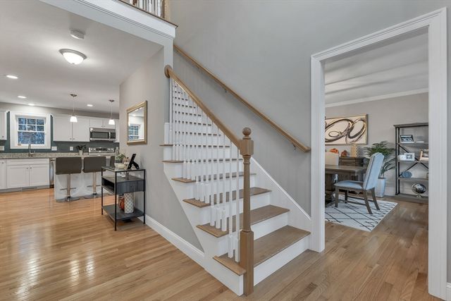 158 Standish Ln, Hudson, NH 03051