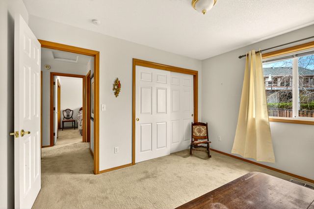 3059 SW 36th Street, Redmond, OR 97756