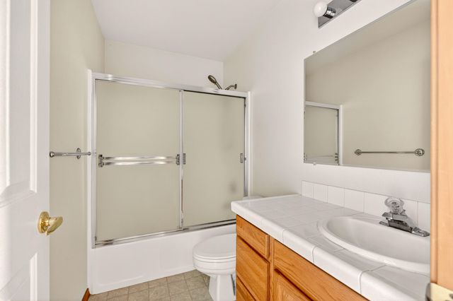 3059 SW 36th Street, Redmond, OR 97756