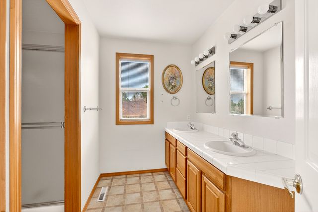 3059 SW 36th Street, Redmond, OR 97756