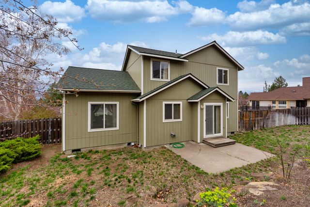 3059 SW 36th Street, Redmond, OR 97756