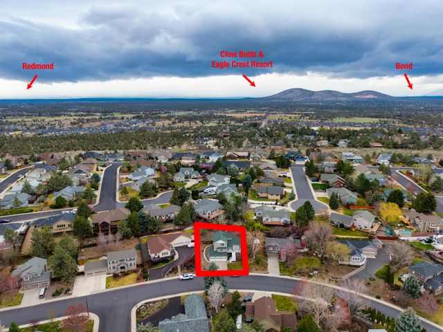 3059 SW 36th Street, Redmond, OR 97756