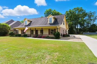10440 Matherne Place, Denham Springs, LA 70726
