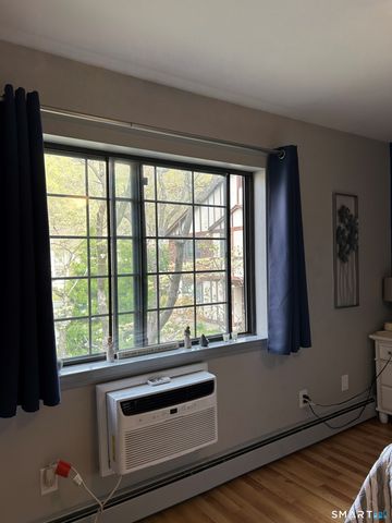 454 Swanson Crescent 454, Milford, CT 06461