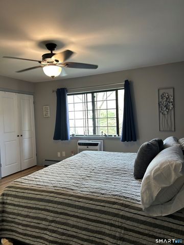 454 Swanson Crescent 454, Milford, CT 06461