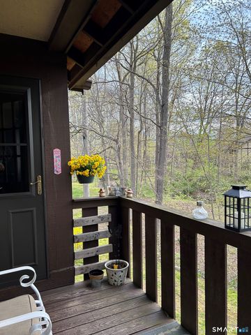 454 Swanson Crescent 454, Milford, CT 06461