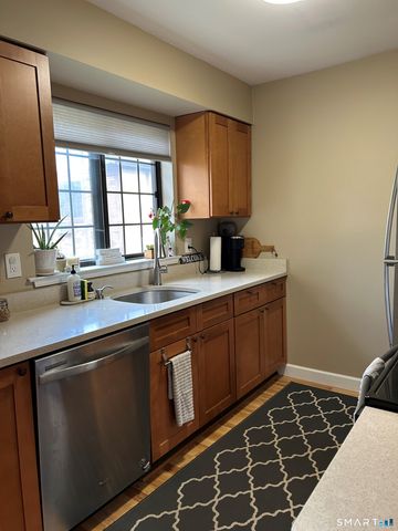 454 Swanson Crescent 454, Milford, CT 06461