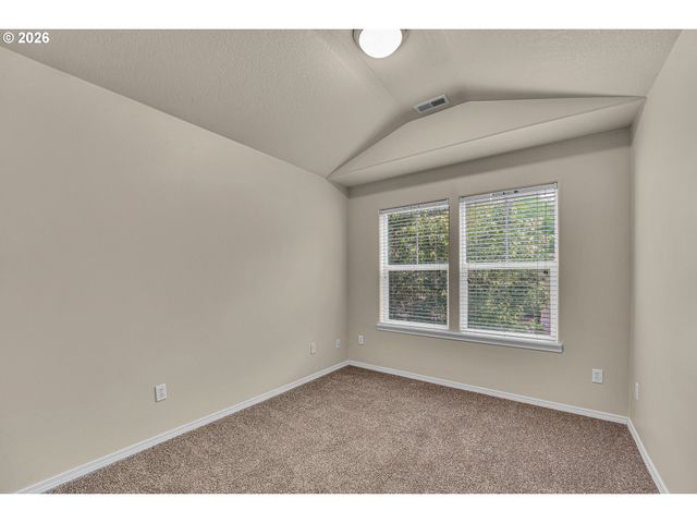 4642 Se OLIVEWOOD St, Hillsboro, OR 97123