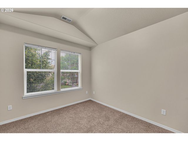 4642 Se OLIVEWOOD St, Hillsboro, OR 97123