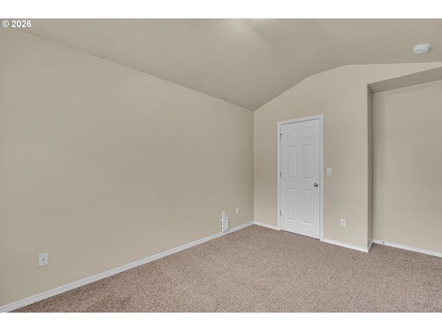 4642 Se OLIVEWOOD St, Hillsboro, OR 97123