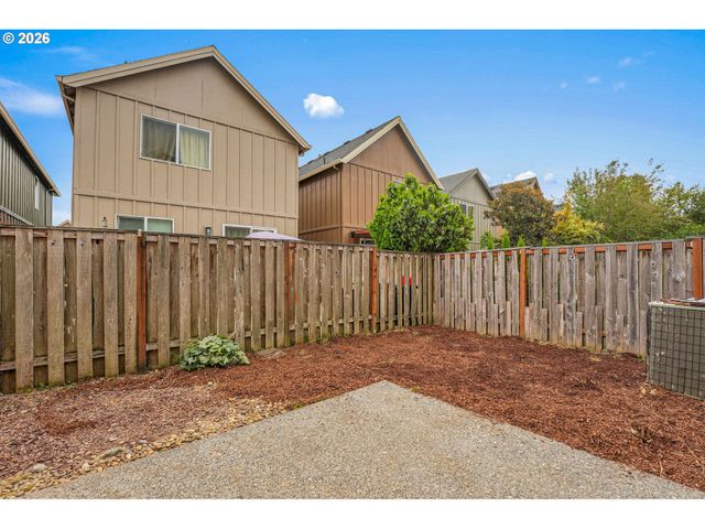 4642 Se OLIVEWOOD St, Hillsboro, OR 97123