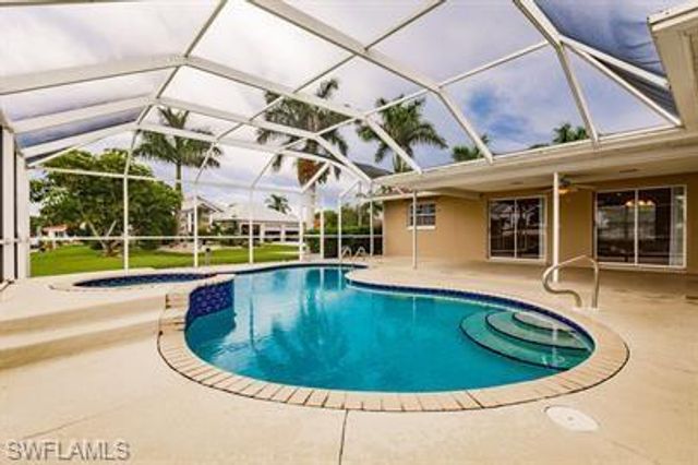 2516 SE 22nd AVE, Cape Coral, FL 33904