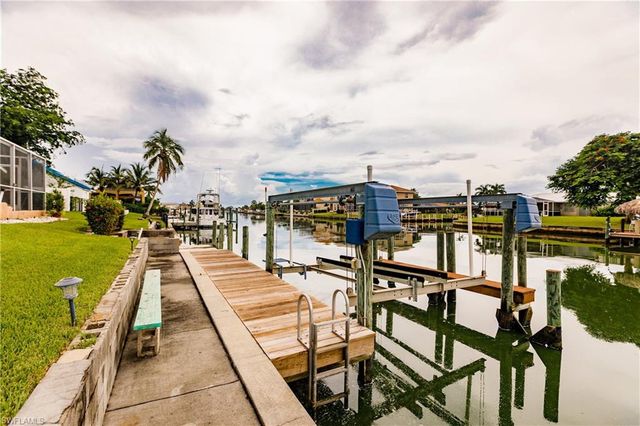 2516 SE 22nd AVE, Cape Coral, FL 33904