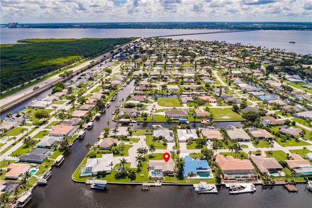 2516 SE 22nd AVE, Cape Coral, FL 33904