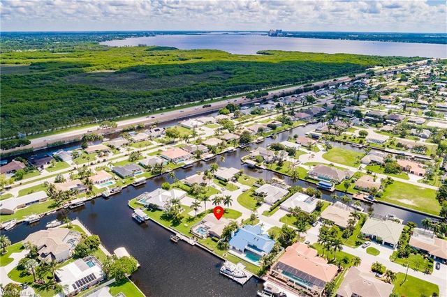 2516 SE 22nd AVE, Cape Coral, FL 33904