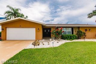 2516 SE 22nd AVE, Cape Coral, FL 33904