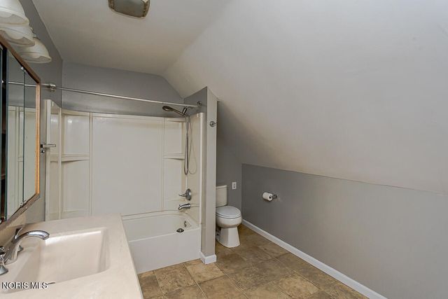 5435 Douglas Road, Toledo, OH 43613