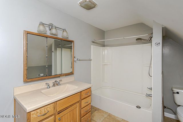 5435 Douglas Road, Toledo, OH 43613