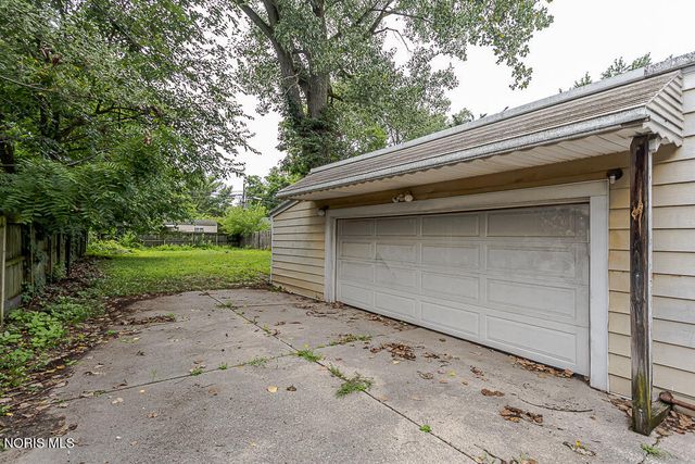 5435 Douglas Road, Toledo, OH 43613
