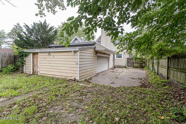 5435 Douglas Road, Toledo, OH 43613