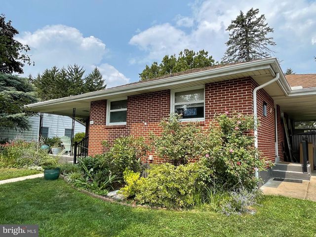 803 CAROL CIR, New Cumberland, PA 17070