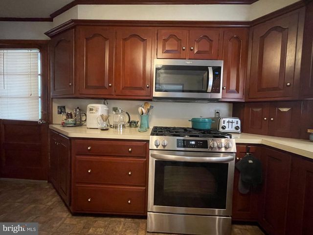 803 CAROL CIR, New Cumberland, PA 17070
