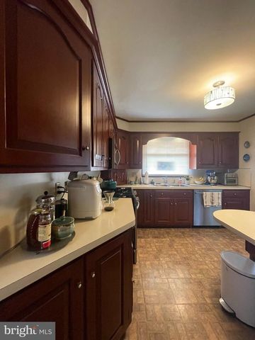 803 CAROL CIR, New Cumberland, PA 17070