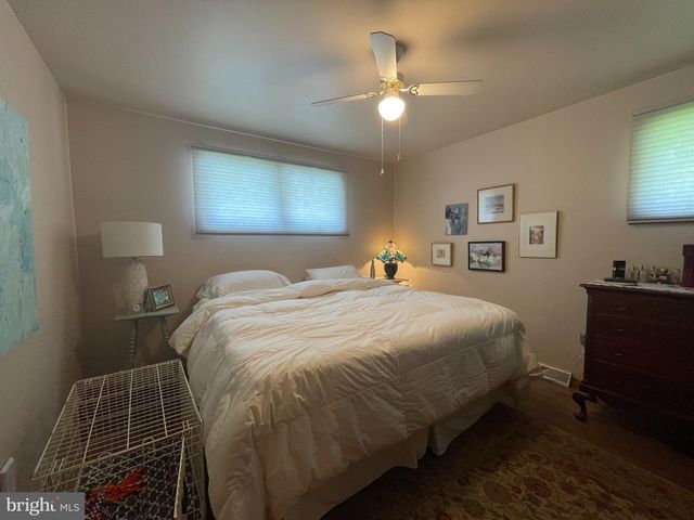 803 CAROL CIR, New Cumberland, PA 17070