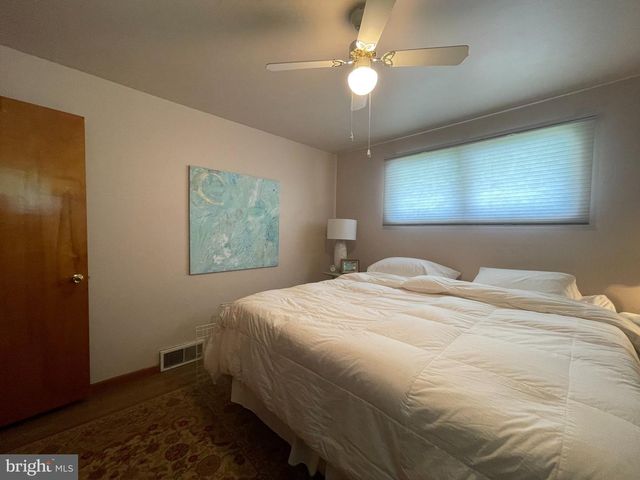 803 CAROL CIR, New Cumberland, PA 17070