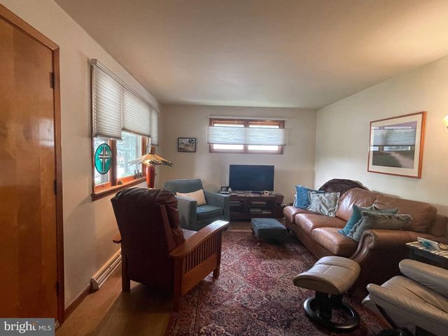 803 CAROL CIR, New Cumberland, PA 17070