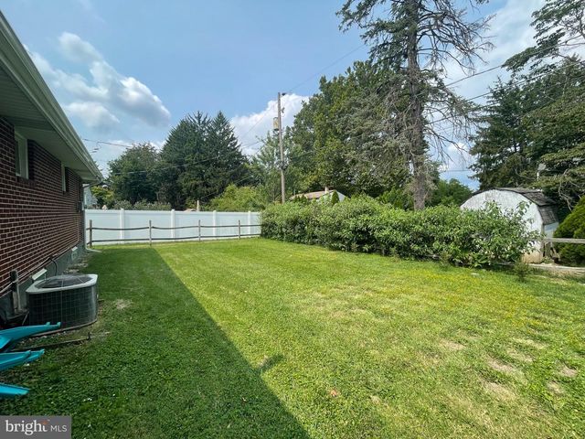 803 CAROL CIR, New Cumberland, PA 17070