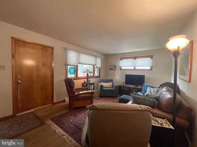 803 CAROL CIR, New Cumberland, PA 17070