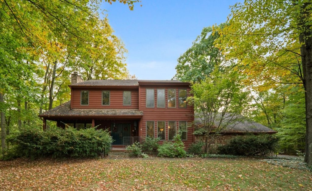 5449 PEPPERWOOD Circle, Erie, PA 16506