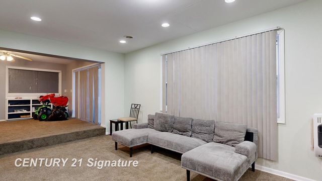 3209 Shawnee Avenue, Flint, MI 48507