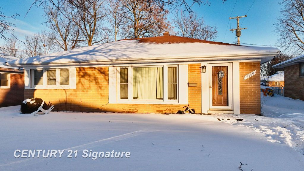 3209 Shawnee Avenue, Flint, MI 48507