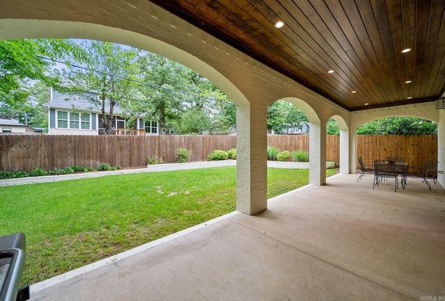 6208 Brentwood Road, Cammack Village, AR 72207