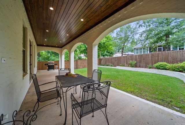 6208 Brentwood Road, Cammack Village, AR 72207