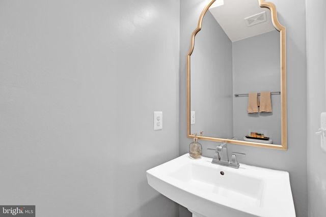 18020 RED CEDAR RD, Dumfries, VA 22026