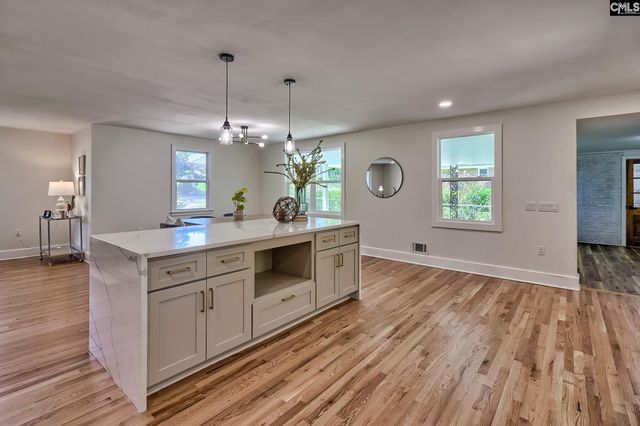 900 Michaelmas Avenue, Cayce, SC 29033