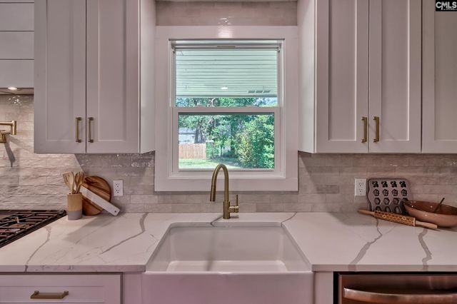 900 Michaelmas Avenue, Cayce, SC 29033