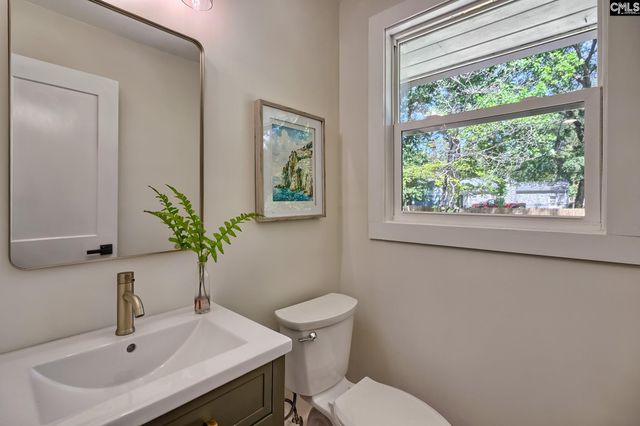 900 Michaelmas Avenue, Cayce, SC 29033