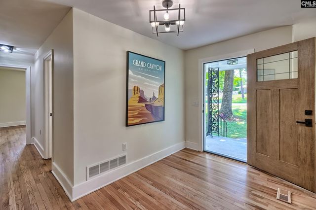 900 Michaelmas Avenue, Cayce, SC 29033