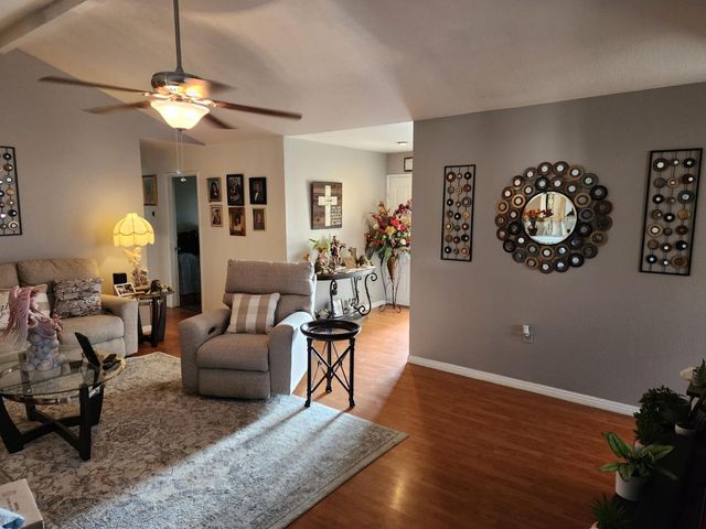 1406 Quail St, Los Banos, CA 93635