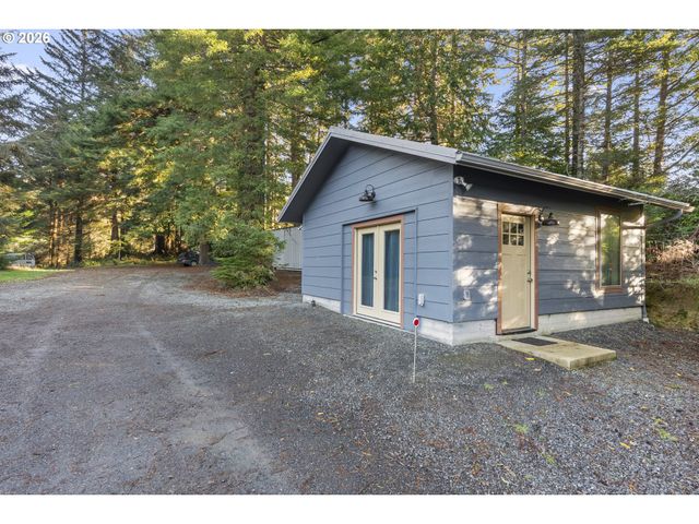 45721 HIGHWAY 101, Langlois, OR 97450