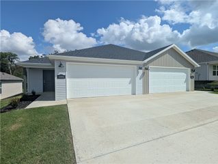 6404 & 6406 Kathleen Street, Bentonville, AR 72713