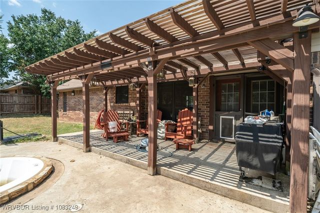 120 Redbud Lane, Poteau, OK 74953