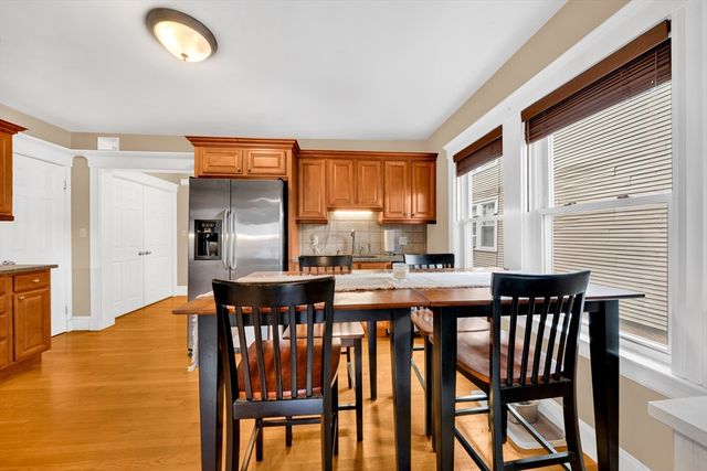 32 Eddy St. 1, Waltham, MA 02451