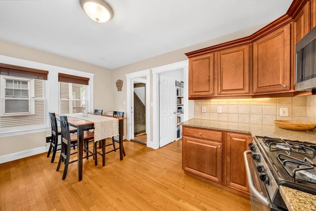 32 Eddy St. 1, Waltham, MA 02451